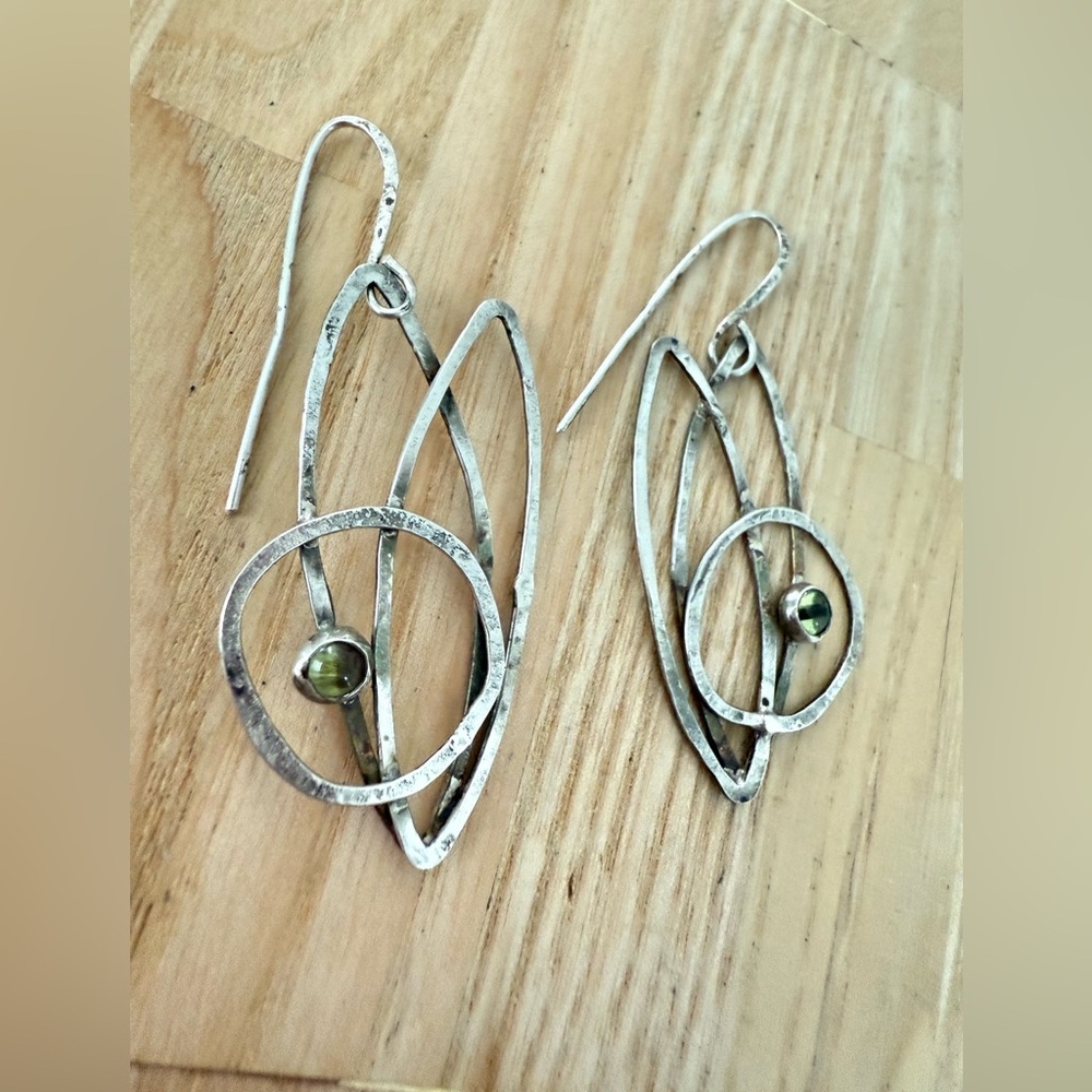 Handcrafted Artisan Silver Abstract Shape Green S… - image 3